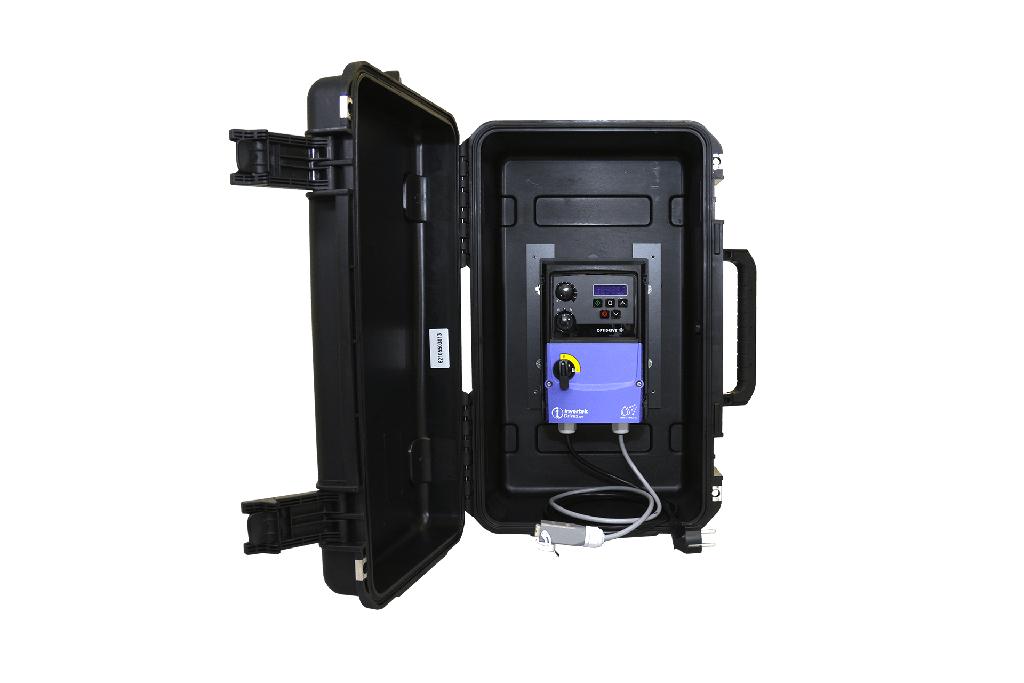 Frequency converter in case 230 V